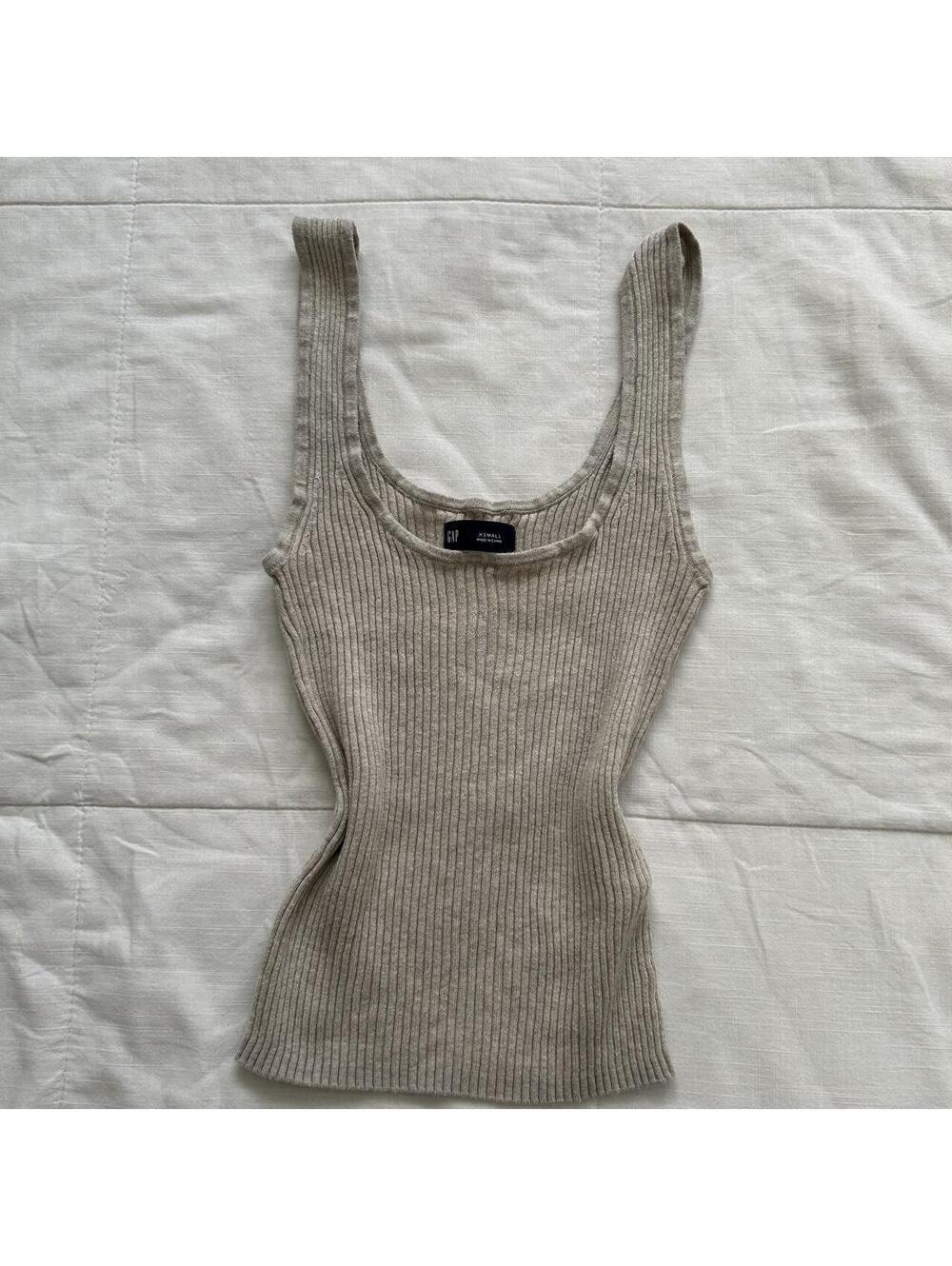 Gap Heather Beige Ribbed Knit Fitted Tank Top Scoop Neck Size XS